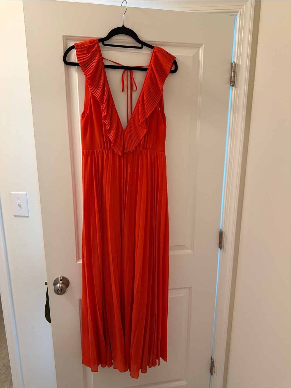 Zara Elegant Orange/Red Ruffled V-Neck Maxi Dress